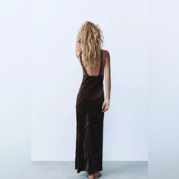 ZARA ~ ✨Viral ✨~ VELVET LACE MIDI DRESS - Picture 5 of 17